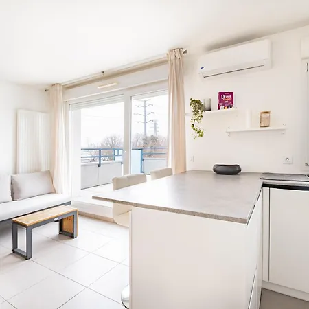 T2 Neuf - Grande Terrasse De 25m2 * Saint-Priest (Rhone)